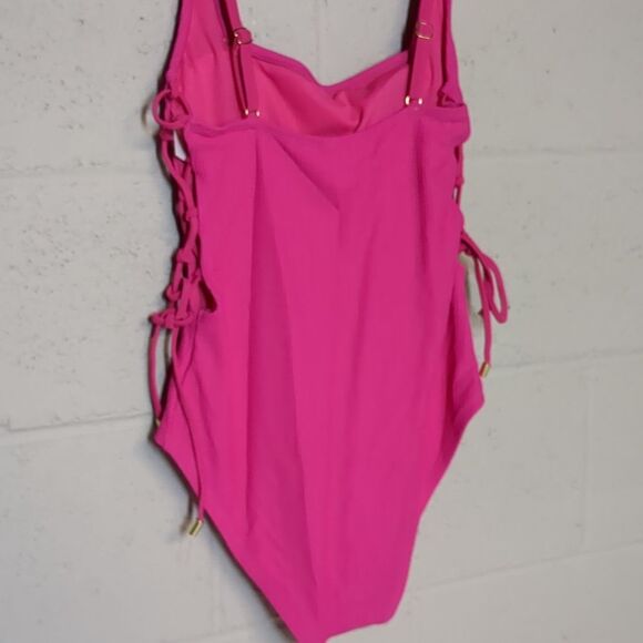 Social Standard Women's One Piece Barbie Pink Swimsuit Size Small - Picture 2 of 9